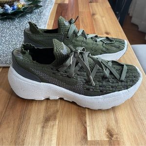 Nike Space Hippie 04 Size 9.5 • Worn twice without a box
